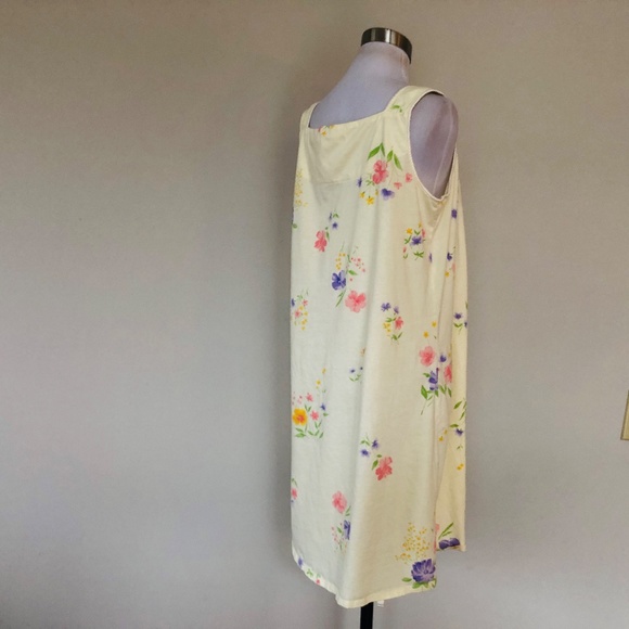 Yellow Floral Sleeveless Square Neck Medium Nightgown SECRET TREASURES - Picture 5 of 9
